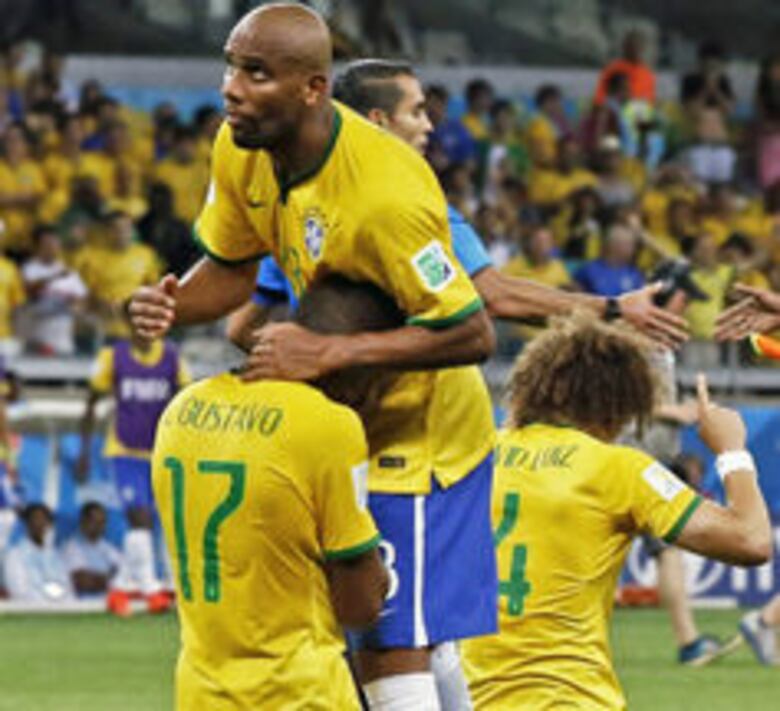 David Luiz valora la reacción de Brasil tras desastre en el Mundial