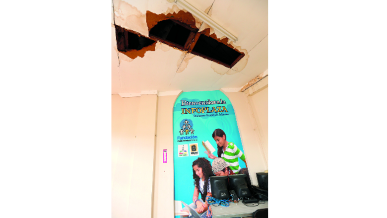 En el olvido, bibliotecas públicas