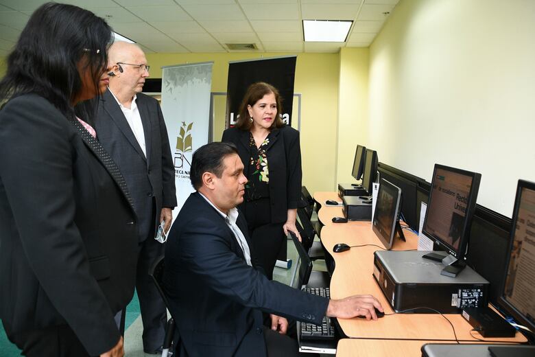 43 años de noticias en la Biblioteca Nacional