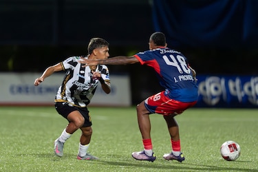 Jamás lo imaginó: Así fue sorprendido Adrian Olivardía con la capitanía del Tauro FC