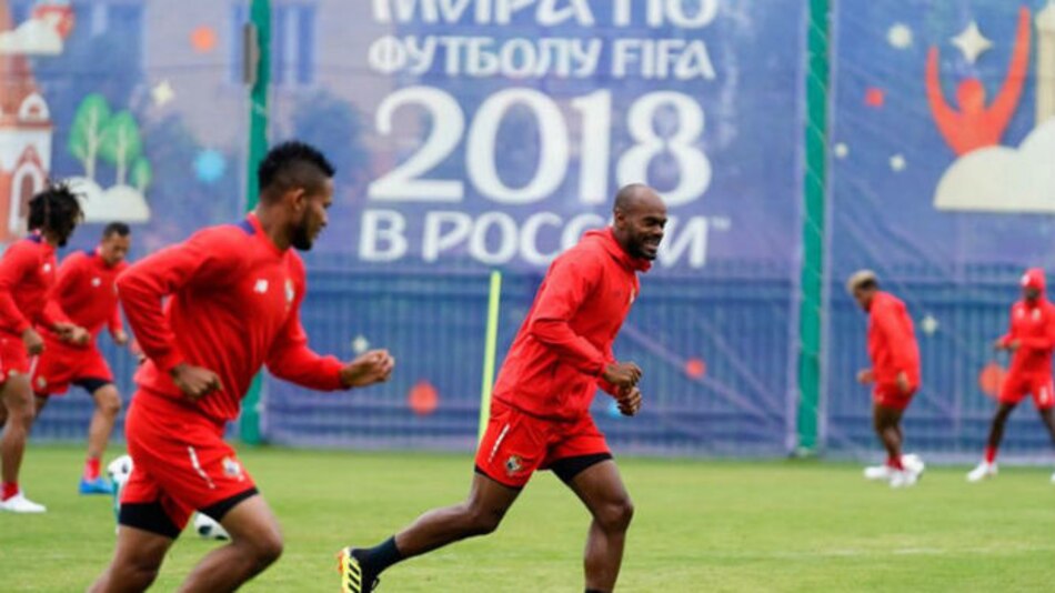 Selección de Panamá espera la visita del presidente Varela