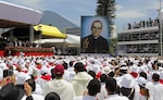 Obispos salvadoreños pedirán a Francisco pronta canonización de Romero