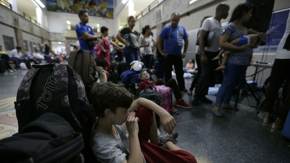 Panamá concluye repatriación de migrantes cubanos