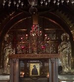 Kim Kardashian y Kanye West visitan el Santo Sepulcro en Jerusalén