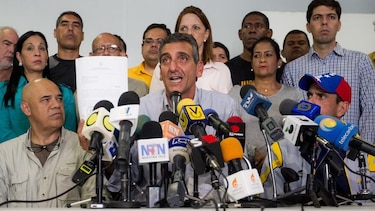 Oposición denunciará en foros extranjeros los casos de inhabilitaciones