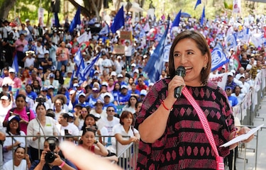 Candidata opositora Xóchitl Gálvez acusa al Gobierno de ‘financiar una dictadura’ por pagar a médicos cubanos