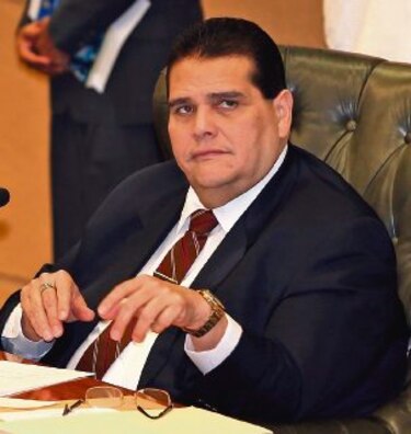 Gálvez promete una salida al ausentismo