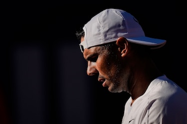 Nadal se prueba en Barcelona en medio de una gran expectación