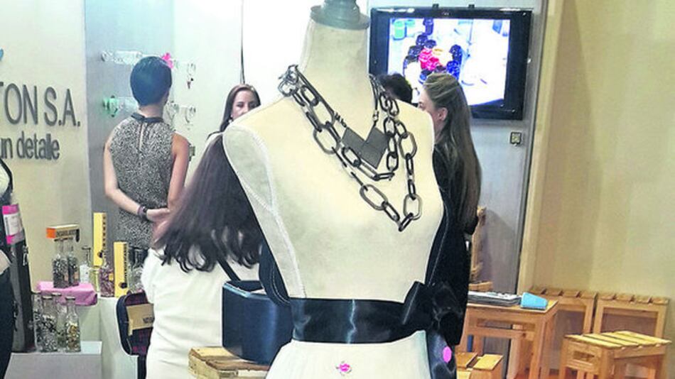 Colombiatex abre sus puertas