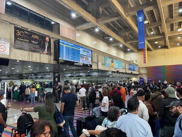 Se extiende la suspensión de vuelos entre Venezuela y Panamá, Dominicana y Perú