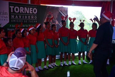 Premios y mucho golf en el torneo navideño del Tucán Country Club