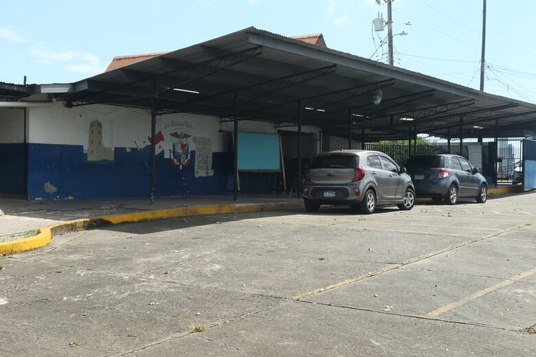 La crisis oculta de las escuelas públicas: estructuras en ruinas y estudiantes en riesgo