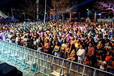 Arranca el Carnaval de Panamá 2023; coronan a Anubis Osorio