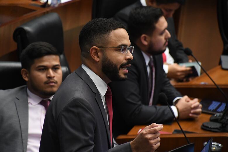 Conflictos y alianzas coyunturales marcan debate de la reforma a la CSS