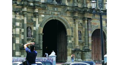 Cierran basílica en el Casco