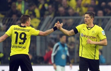 Lewandowski amenaza la amplia ventaja del Real Madrid