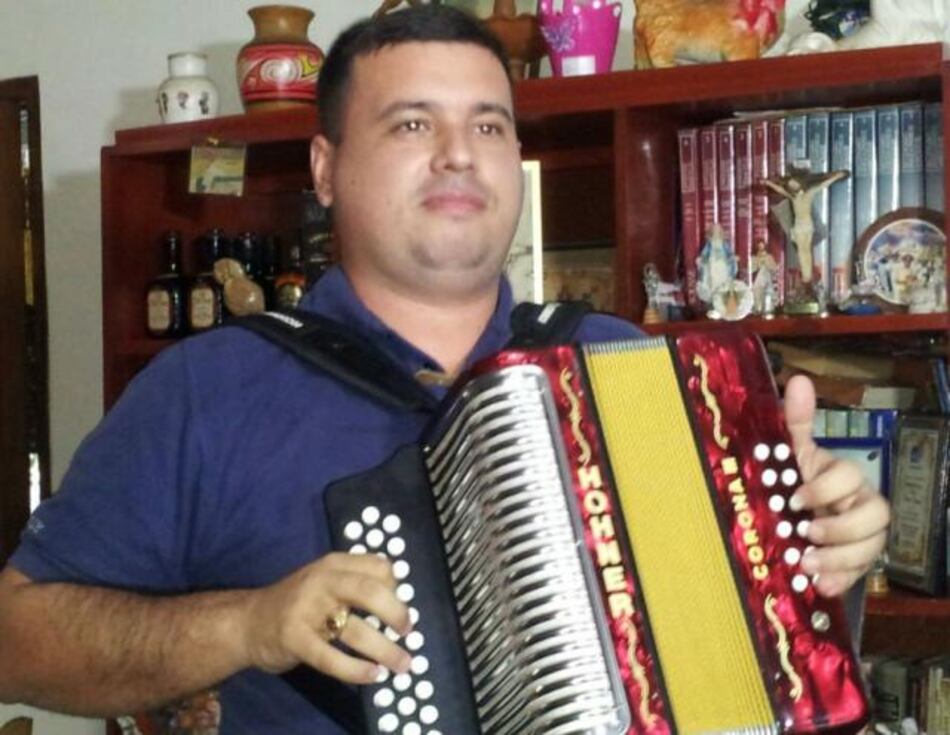 Oscar Carrasco, ganador del concurso de acordeón Victorio Vergara