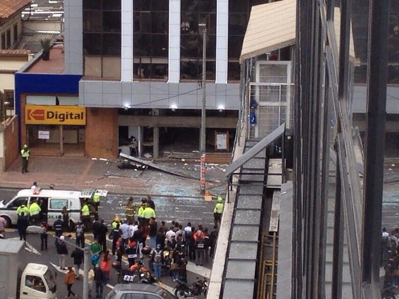 Explotan dos bombas en Bogotá , Colombia