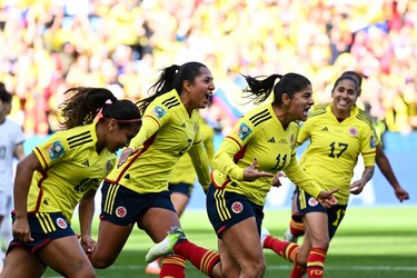 Colombia pisa firme en su debut con una sólida victoria sobre Corea del Sur