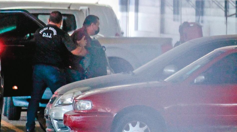 Exfuncionarios Labrador y Chang, en el banquillo de los acusados