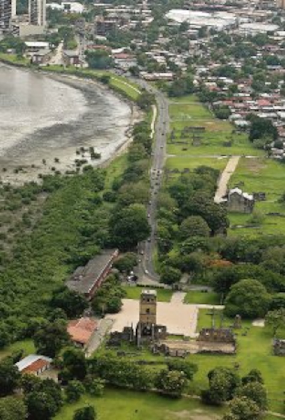 La nueva vía Cincuentenario