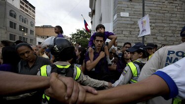 Suben a cinco los muertos por las protestas en Venezuela