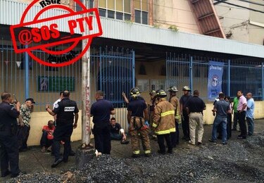 Siete heridos tras caída de losa en iglesia ubicada en Avenida México