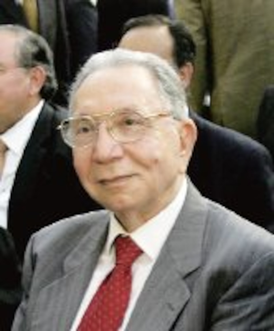 Solís Palma se queda en el Meduca