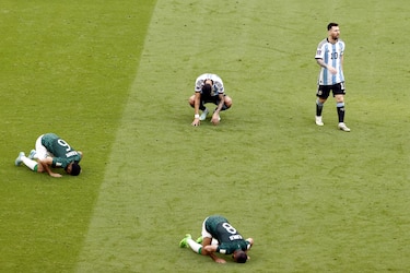 Argentina pierde en su debut: cae ante Arabia Saudita 2-1