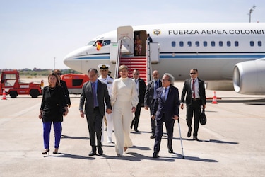 Gustavo Petro llega a Madrid en su primera visita de Estado a España