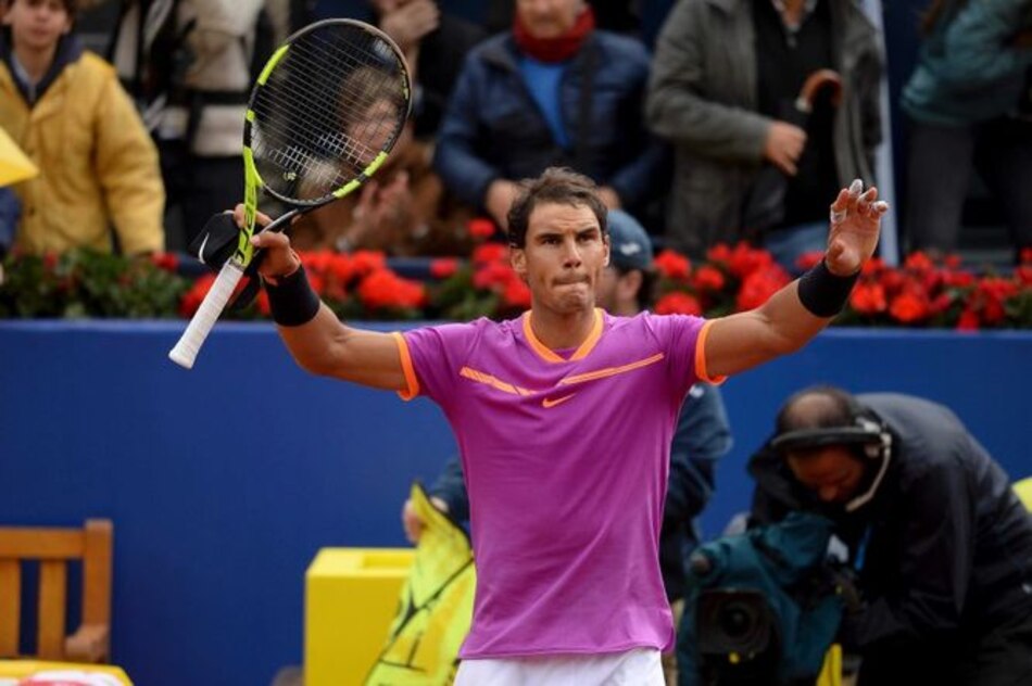 Nadal avanza con autoridad en torneo de Barcelona