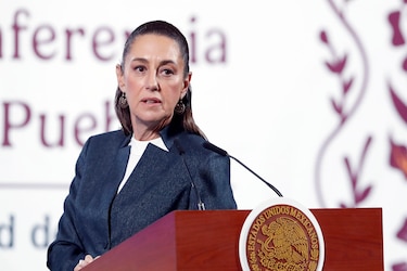 Trump decide pausar hasta el 2 de abril los aranceles a México tras hablar con Sheinbaum