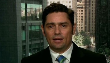 Carlos Vecchio huye para denunciar situación venezolana