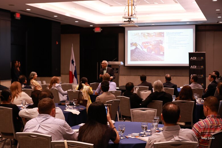 Junta directiva de ADIMAQ traza hoja de ruta 2026: la asociación lidera la visión estratégica y la competitividad del sector