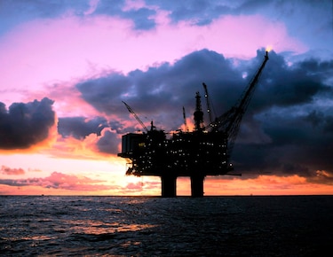 ¿Subirá el combustible en Panamá? conflicto entre Israel e Irán dispara el precio del petróleo 