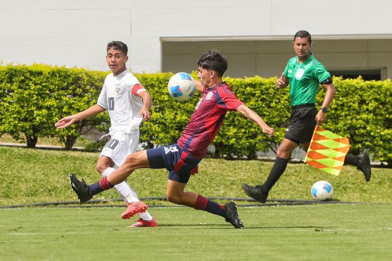 Adrián Olivardía listo para el debut con Panamá en el Premundial Sub-17 de Concacaf