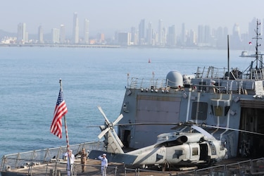 Seis helicópteros, un destructor y un simulacro de asalto: así cerró Panamax 2026