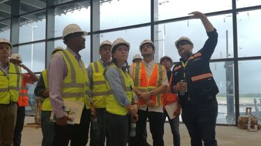 Inspeccionan nueva terminal aérea y línea 2 del Metro
