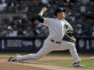 Tanaka poncha a 15 y Yankees blanquean a Toronto