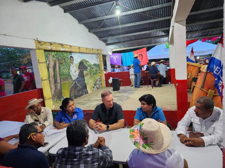 Pedro Miguel González sobre Gaby Carrizo: es un funcionario, con todo el poder del Estado, compitiendo con una gran ventaja sobre los otros aspirantes del PRD