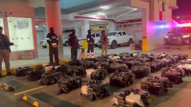 Incautan 1,162 paquetes de presunta droga en un puerto de Colón
