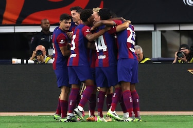 Dembélé se reivindica y el Barcelona golea al Madrid en un vibrante clásico en Dallas