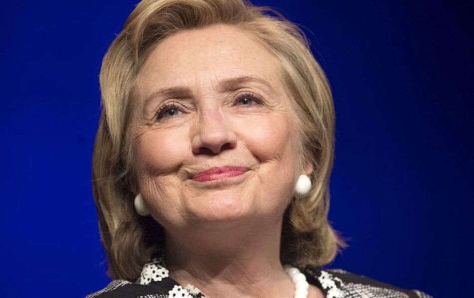 Hillary Clinton anuncia oficialmente su candidatura a presidenciales de 2016
