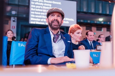 Juan Luis Guerra es reconocido por la FAO por su afamada canción 'Ojalá que llueva café'