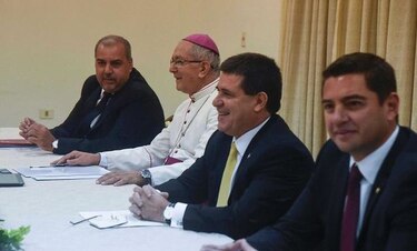 Paraguay inicia el diálogo para intentar salir de la crisis política