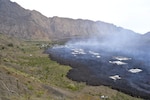 Lava del volcán Fogo se traga un pueblo completo en Cabo Verde, África (Fotos)