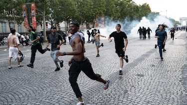 Más de 200 heridos y cientos de detenidos en Francia por disturbios tras la victoria del PSG en la Liga de Campeones