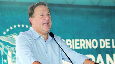 Sociedad civil objeta regalos del Ejecutivo