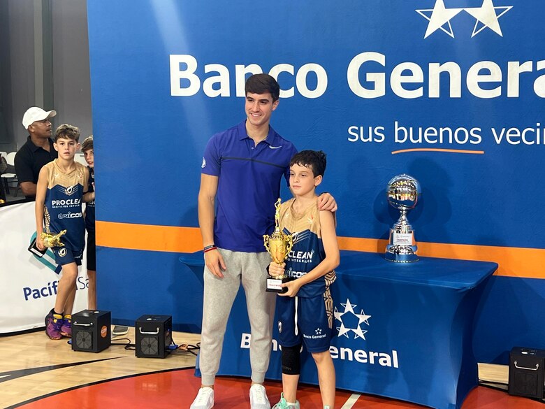 Los Fighting Owls de la AIP se coronaron campeones de Ludos en una final cardíaca