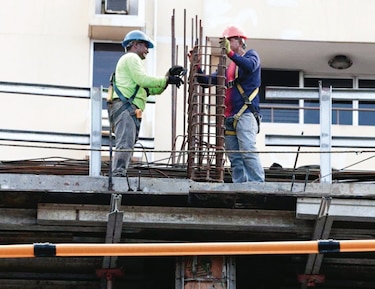 Economía creció 2.7% en el tercer trimestre, el desempeño más frágil de la última década